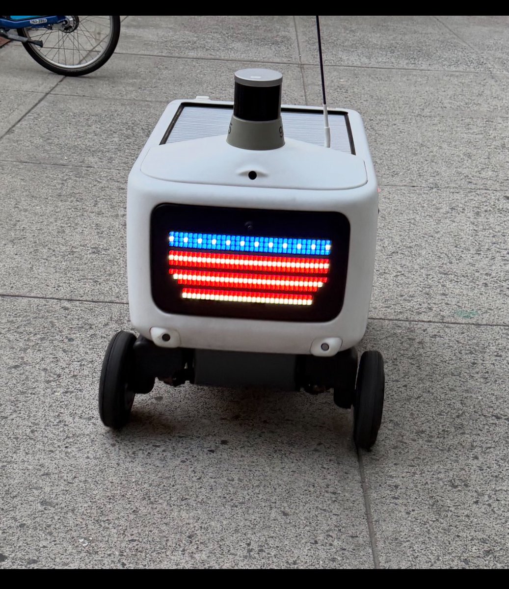 moin_06's tweet photo. My co-founder took this picture outside our office today.

With all the agrentic AI automaton on the phone line, delivery orchestration, customer support, and the last piece is robots doing last mile deliveries  - future is almost here! Fully automated local delivery stack. 

Happy 4th of July everyone 🇺🇸!!!

#ai #automation #lastmile #delivery #restaurantdelivery #pizzadelivery #localdelivery #shipday #agentic #logistics
