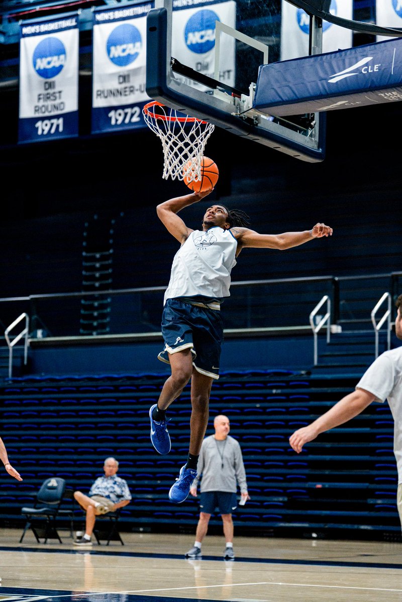 Akron Zips MBB tweet media