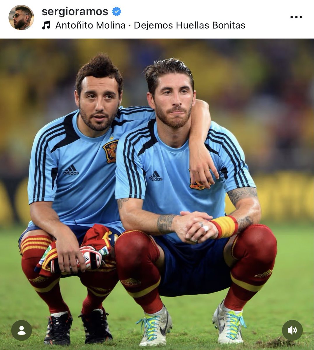 afcstuff's tweet photo. 📲 Sergio Ramos on Instagram: “My dear Cazorlita, team-mate, friend, owner of an endless smile and one of the best two-footed players in world football. Congratulations on an incredible career! All the best for this new chapter. A big hug, brother. Much love, @19SCazorla. 😘” https://t.co/EKGkBj6JcA