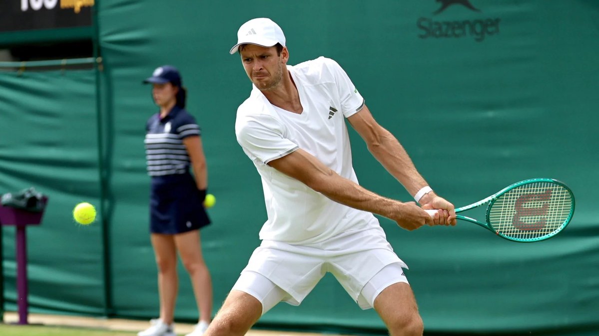 xs1inner's tweet photo. Wimbledon 🇬🇧

🇵🇱 Hubert Hurkacz vs. Tommy Paul 🇺🇸 - over 3,5 sets @ 1,45 // 1,5U

Two players who are in excellent form in this tournament; neither has dropped a set yet, they both have strong serves, and their head-to-head encounters have always been very exciting – in their last five matches against each other, there have been three over sets