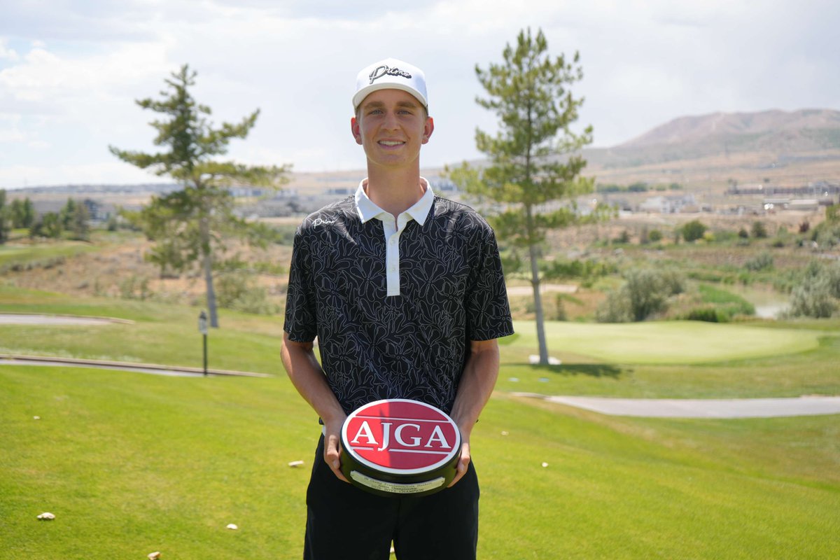 AJGAGolf's tweet photo. Summit reached ⛰️

Jace Benson (-12) takes home the Boys Division trophy at the #JMChampJr! https://t.co/69jAZ7EnKx