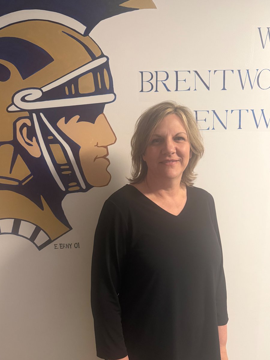 BrentwoodBoroSD's tweet photo. Thank you and congratulations to Brentwood HS Counselor Linda Capozzoli on her retirement! "Mrs. Cap" advised our HS students for nearly 20 years.
We are grateful for her service to our students and wish Mrs. Capozzoli all the best for a happy and healthy retirement! #BBSD https://t.co/uzxk8nKsPZ