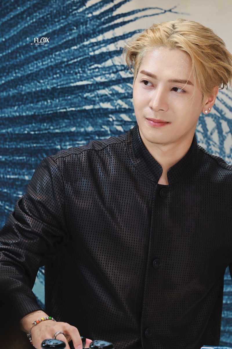 wokhwa2538's tweet photo. คือที่สุดของที่อะ #JacksonWang https://t.co/LbBnHPxqvU
