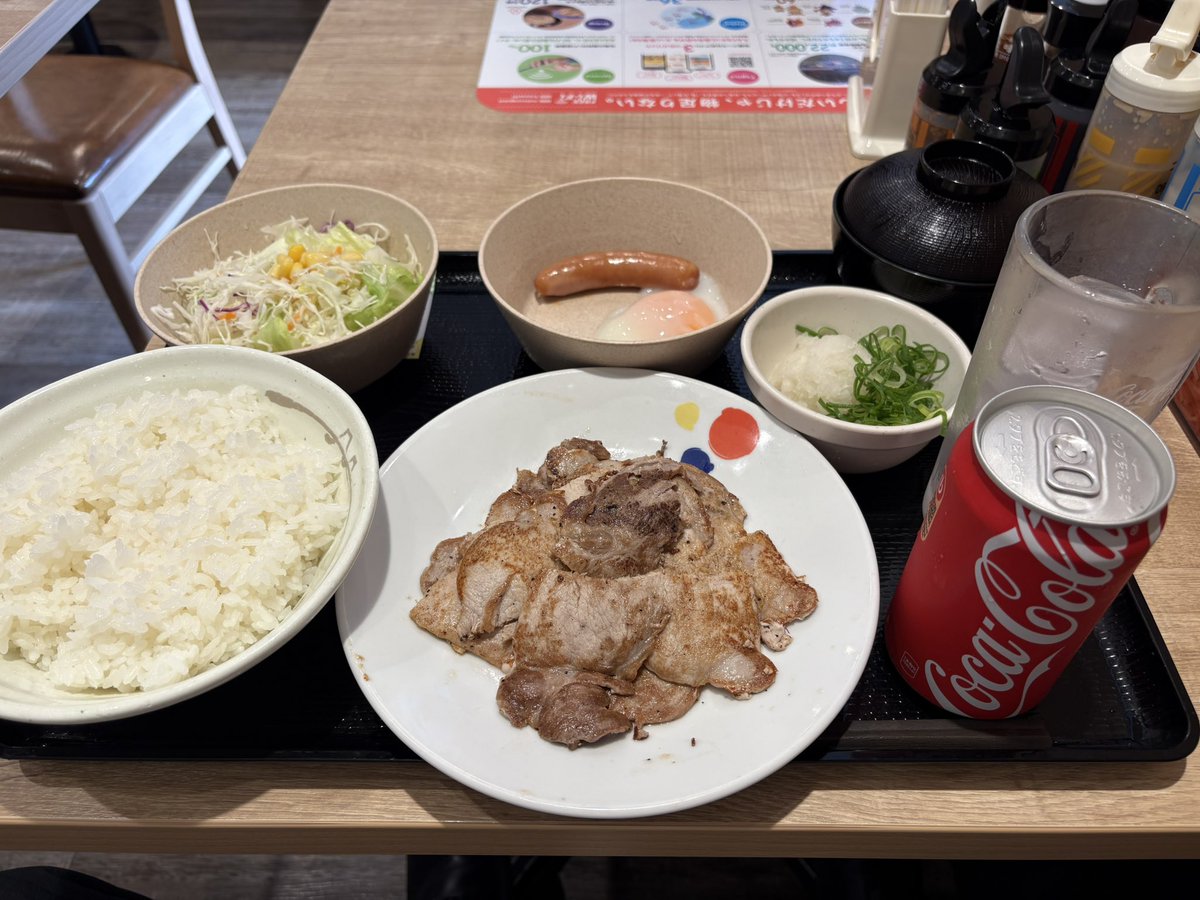 you1889489's tweet photo. 2026年7月2日(木)
夜勤7月度11出番目

込80,230円
ハンドル11h14m
休憩1h31m
26回/実車率58%

ロング
赤坂〜人形町〜平井
八重洲〜下丸子

vc足切り(込85k)🙅‍♂️

25歳ラスト乗務はノー高速で具合の悪いとこに引っ張られ☂️タクシーして終わりました😠
26歳は高速しか乗りたくないです🐷 https://t.co/T1qJgQBGQ3