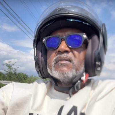 Flyjax's tweet photo. #NewProfilePic https://t.co/Sha0xvYJPh