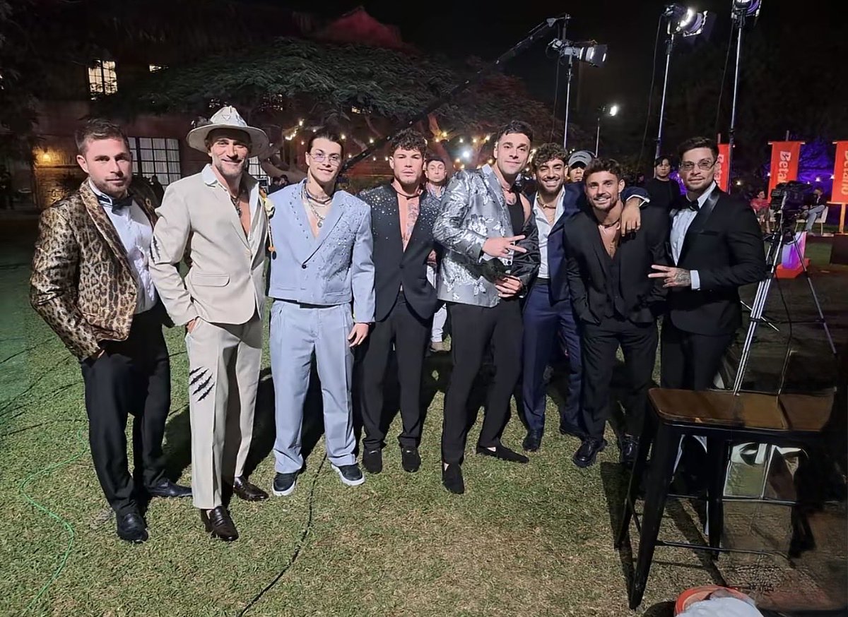 noirreality's tweet photo. Spoiler #VolveríasConTuEx2 https://t.co/Ez7gUFPo4q