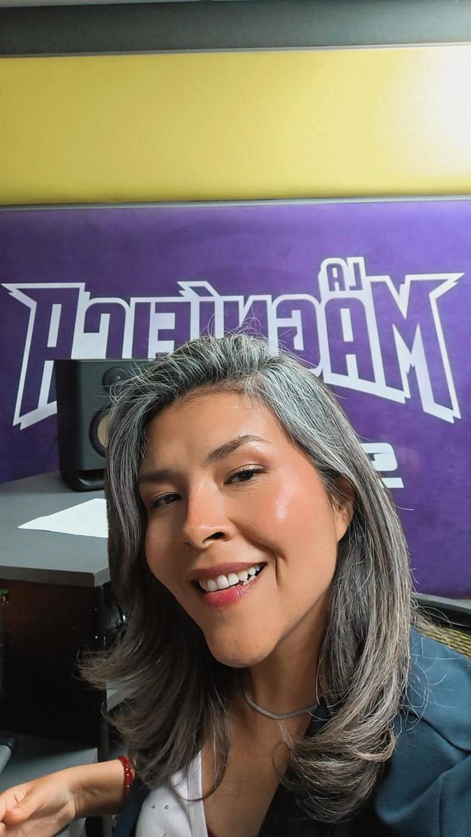 LaMagnificaFM's tweet photo. 📞🎶 ¿Estás listo para las rolas más llegadoras?

La tarde se disfruta muchísimo mejor en compañía de nuestra queridísima @Mich_Piedras  en "3 Al Hilo" 🤩✨. La fórmula perfecta para terminar tu jornada con la mejor música💘📻.

#LaMagnífica #LaPatronaDeLosÉxitos https://t.co/mVWmBlGule