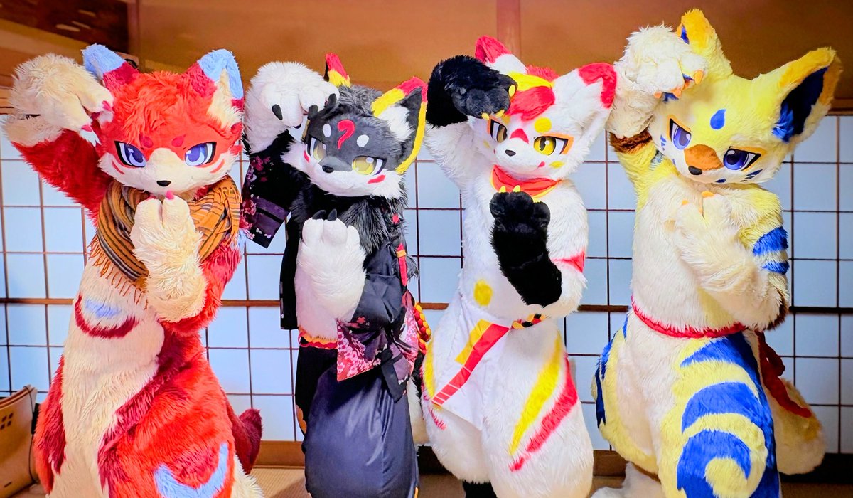 Furry_Manta's tweet photo. １、２、３、ハイ！
#FursuitFriday
#Furmony #鸿萌造物 https://t.co/AAH6wj700P