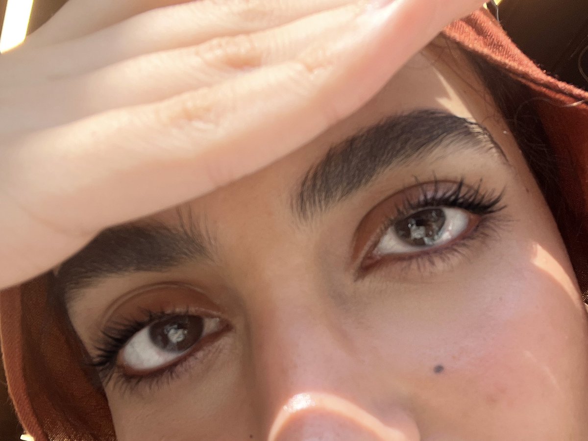 B_ariq22's tweet photo. Everything about me felt beautiful today
But my eyes wonn https://t.co/asBdwkxY85