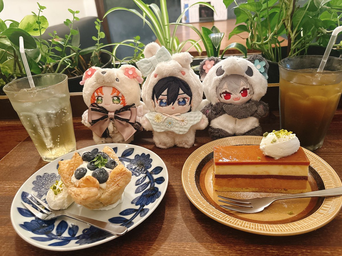 hinako_ens's tweet photo. みけちゃんと素敵カフェ行ってきたぞ〜！！
めっちゃ楽しかった〜🥰🥰🥰
久々あんスタのお話も聞けて感謝🙏✨
本当に何もついていけてない勢すぎるので😂
またゆっくり遊びましょ〜🫶 https://t.co/qvBIa75vAV