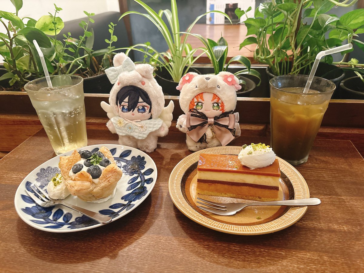 hinako_ens's tweet photo. みけちゃんと素敵カフェ行ってきたぞ〜！！
めっちゃ楽しかった〜🥰🥰🥰
久々あんスタのお話も聞けて感謝🙏✨
本当に何もついていけてない勢すぎるので😂
またゆっくり遊びましょ〜🫶 https://t.co/qvBIa75vAV