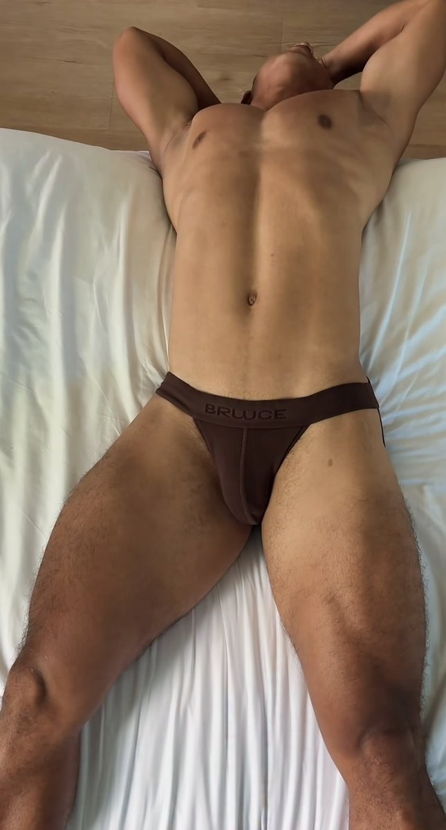 homocavitex's tweet photo. Magandang umaga Daddy #DILF #maleunderwear #VPL #brieffetish #bulge #tarugo #pinoyDILF https://t.co/DlHkKL9YTY