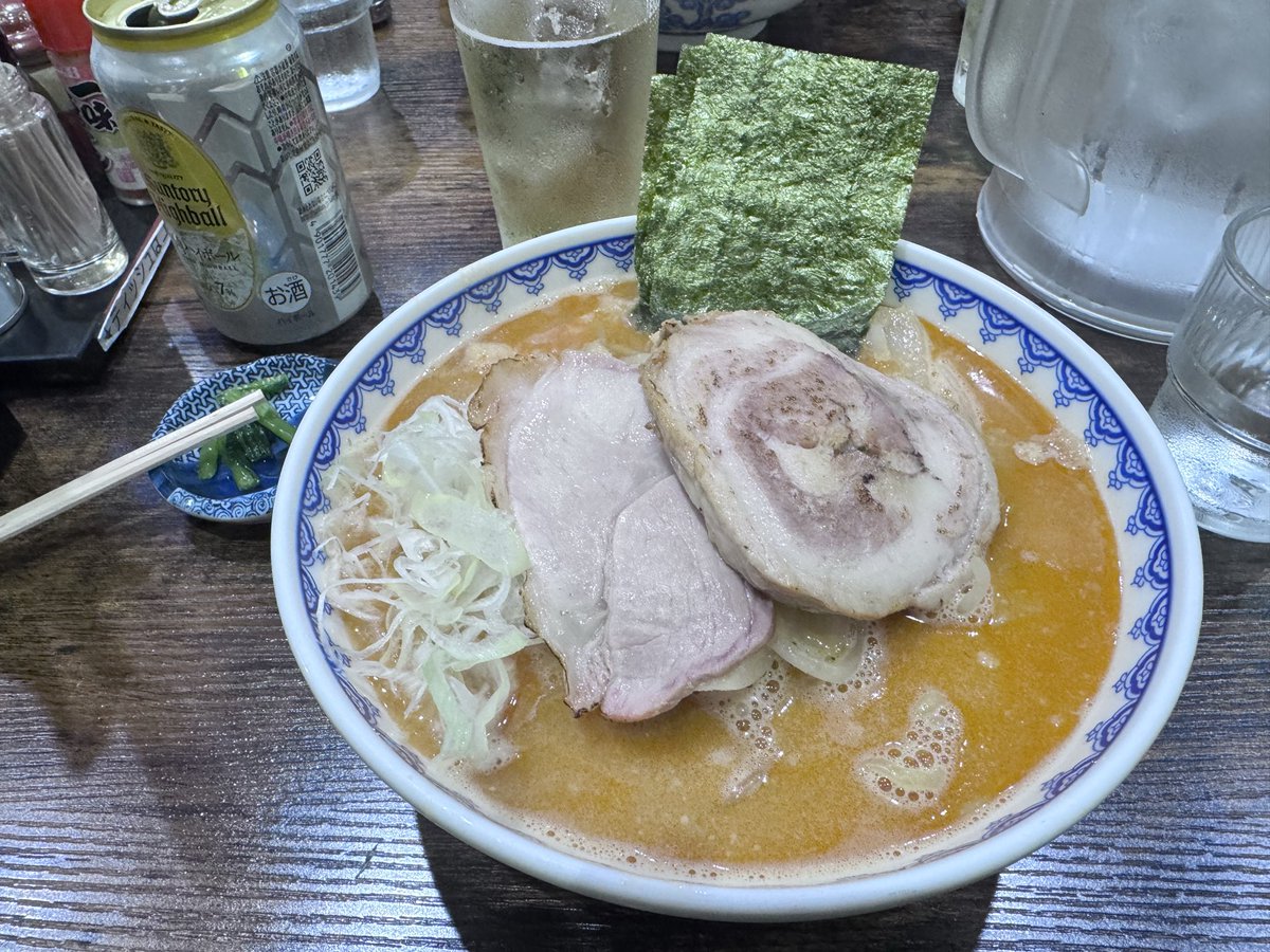 bonomichi's tweet photo. ☃️🍜味噌ラーメン🍜雪ぐに🍜☃️
ずっと行きたかった食べたかった🥹
仕事帰りのご褒美ラーメン🙌
📍甘海老味噌、巻き豚🐷バラ🥩
ハイボールで乾杯🍻癒された🥰
ご一緒ありがとうございます😍
お土産に毘沙門味噌もGET🙌
コレで豚汁作ると美味しいんです😍
ご馳走様でした😋 https://t.co/04uQX5LTXz
