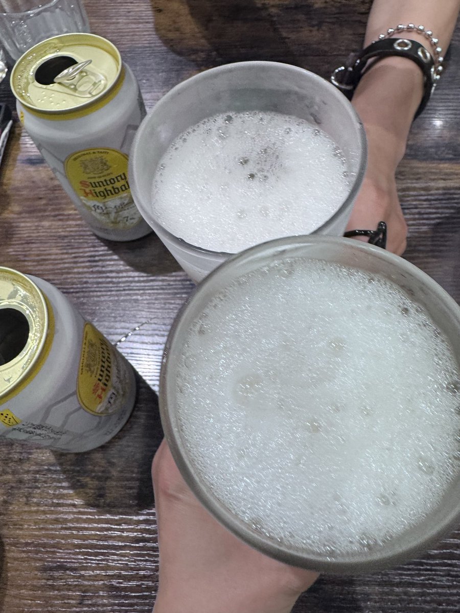 bonomichi's tweet photo. ☃️🍜味噌ラーメン🍜雪ぐに🍜☃️
ずっと行きたかった食べたかった🥹
仕事帰りのご褒美ラーメン🙌
📍甘海老味噌、巻き豚🐷バラ🥩
ハイボールで乾杯🍻癒された🥰
ご一緒ありがとうございます😍
お土産に毘沙門味噌もGET🙌
コレで豚汁作ると美味しいんです😍
ご馳走様でした😋 https://t.co/04uQX5LTXz