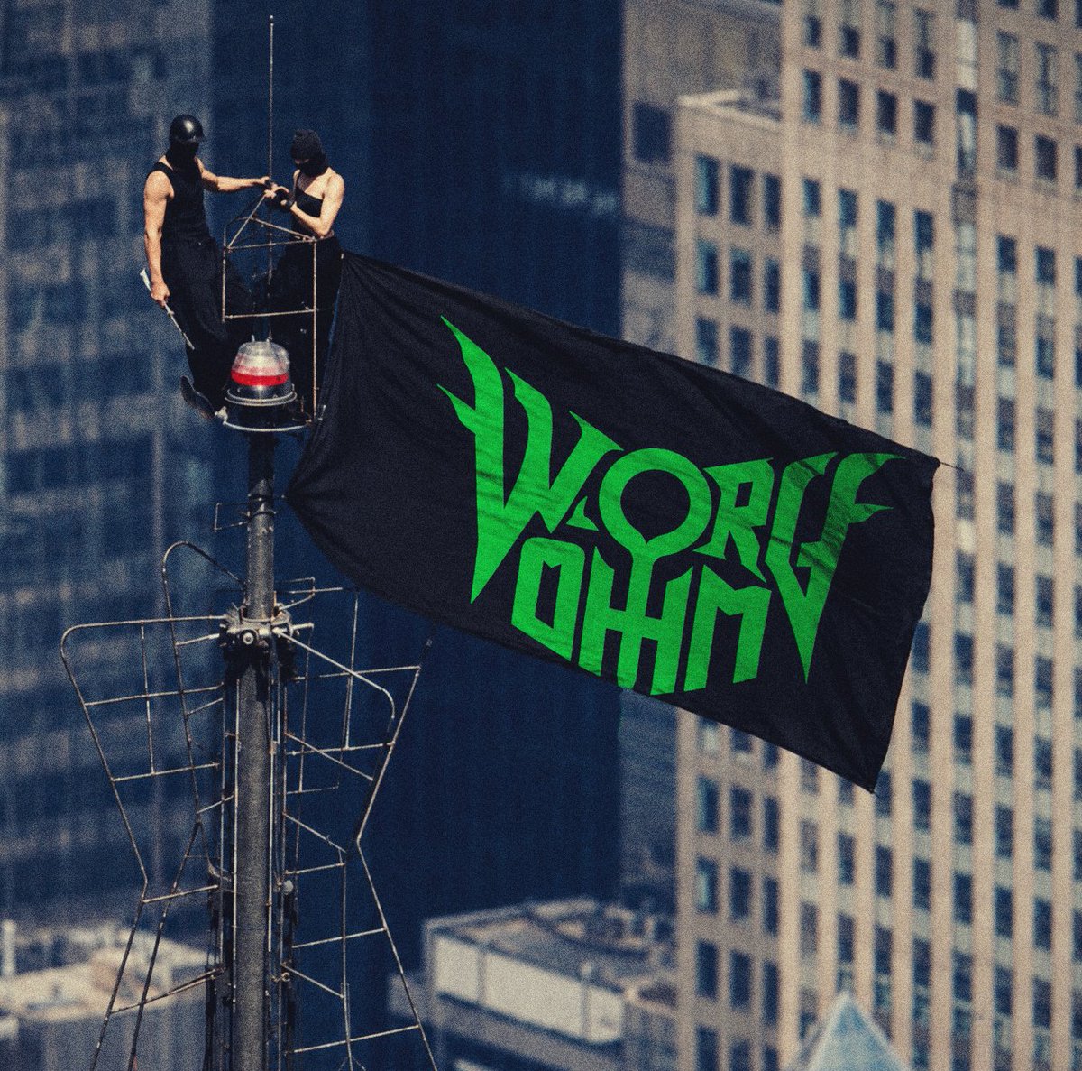 worgohm's tweet photo. damn. #EmpireStateBuilding https://t.co/16BEATeRhU