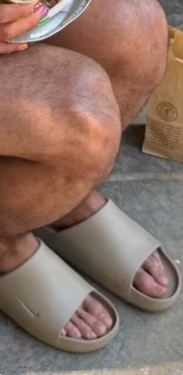 FootFetishLuver's tweet photo. #jaredmccain π₯΅π₯΅ #suckabletoes ππ€€π #feet #yummytoes #yummyfeet https://t.co/TNkgKzaNrZ