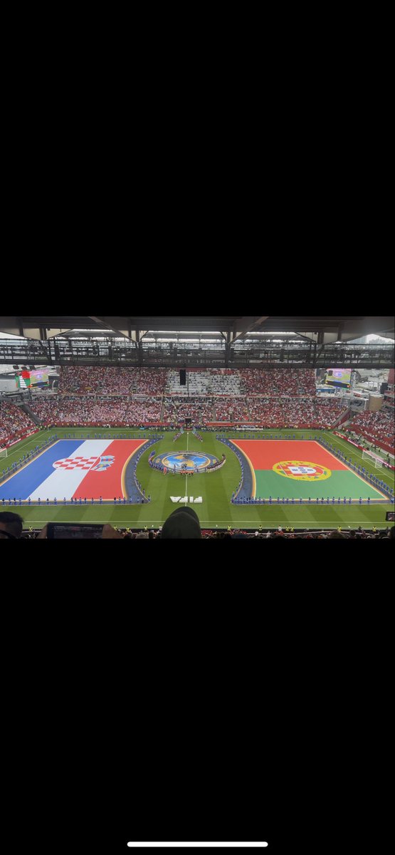 EMT9812's tweet photo. @JacobPacheco6 Same here. Enjoy! Vamos 🇵🇹🔥 https://t.co/QhEsIOgwlG