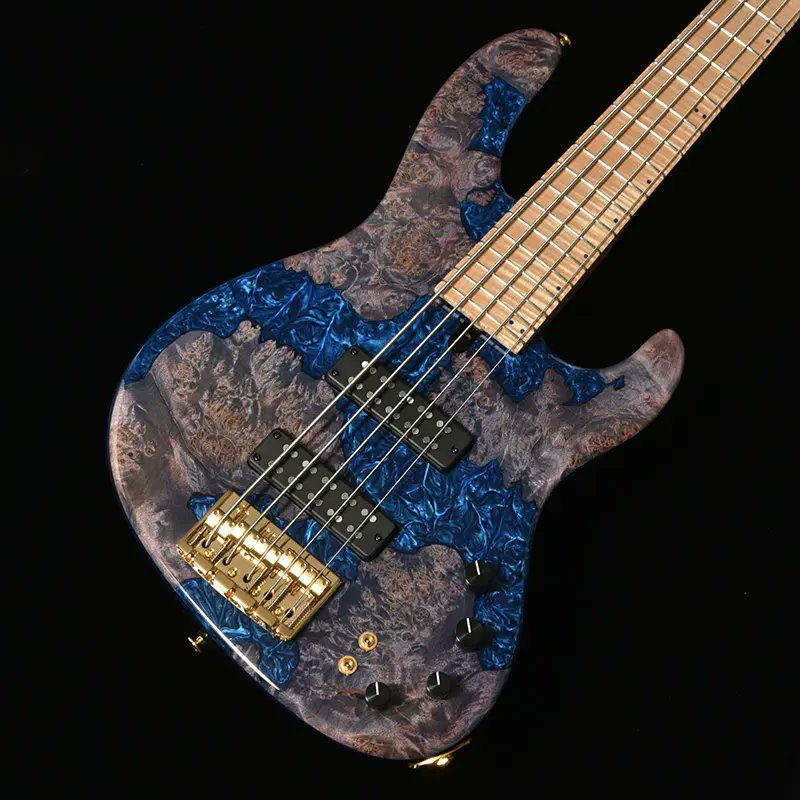 KingBogota's tweet photo. @Fender #NotAFender.

While #Fender CEO Bud Cole indeed wants guitars to be destroyed, others just built consistently better instruments. https://t.co/WKRTfttFx9