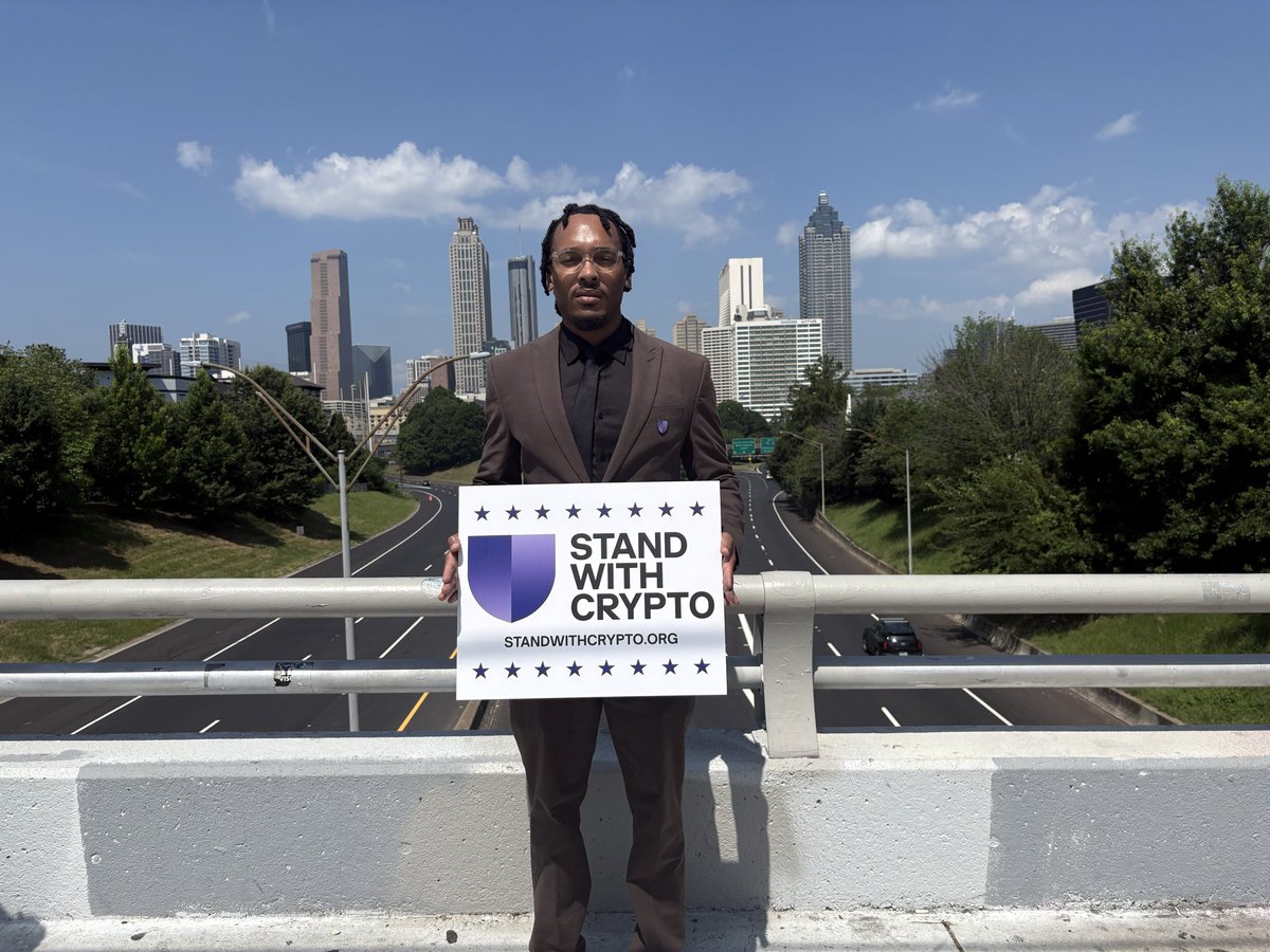 StaxxSats's tweet photo. Georgia deserves clear crypto rules that protect consumers and keep innovation here. Iโm calling on @ReverendWarnock and @ossoff to support the CLARITY Act. #SupportCLARITY #StandWithCrypto #GA @standwithcrypto @AtlantaChain https://t.co/fSVbumtawj
