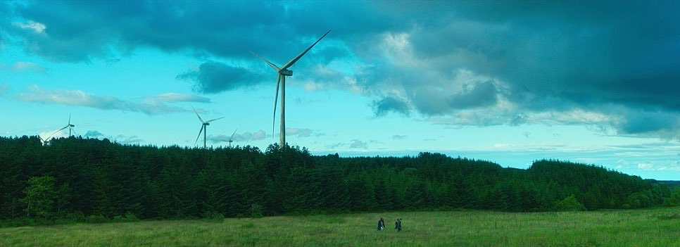 jpw_mp4's tweet photo. Some gorgeous clouds in this movie. Photographing the sky is kind of a lost art in modern blockbusters. I love this movie so much https://t.co/S7vwcTwRnZ