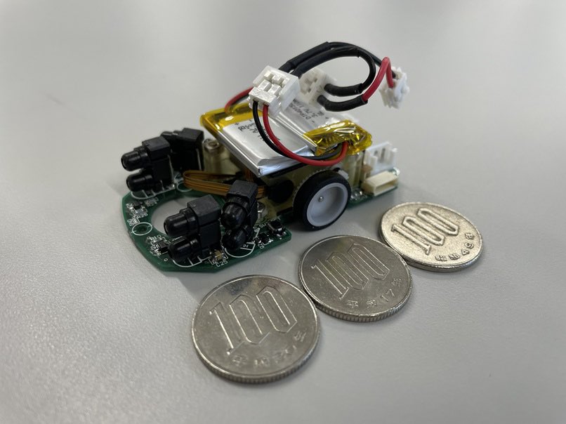 ncc_info's tweet photo. 🤖<NCC ロボットサークル 活動中デス

「マイクロマウス」って知ってますか？
小さいマウスのようなロボット、こう見えてコンピュータを積んでいて、自分で迷路を解いたりレーシングコースを駆け巡ったりします🐀

そんなマイクロマウスの大会に、NCCのロボットサークルも出場。着々と準備が進んでいるようです…！

https://t.co/Rx6BCdt6tZ