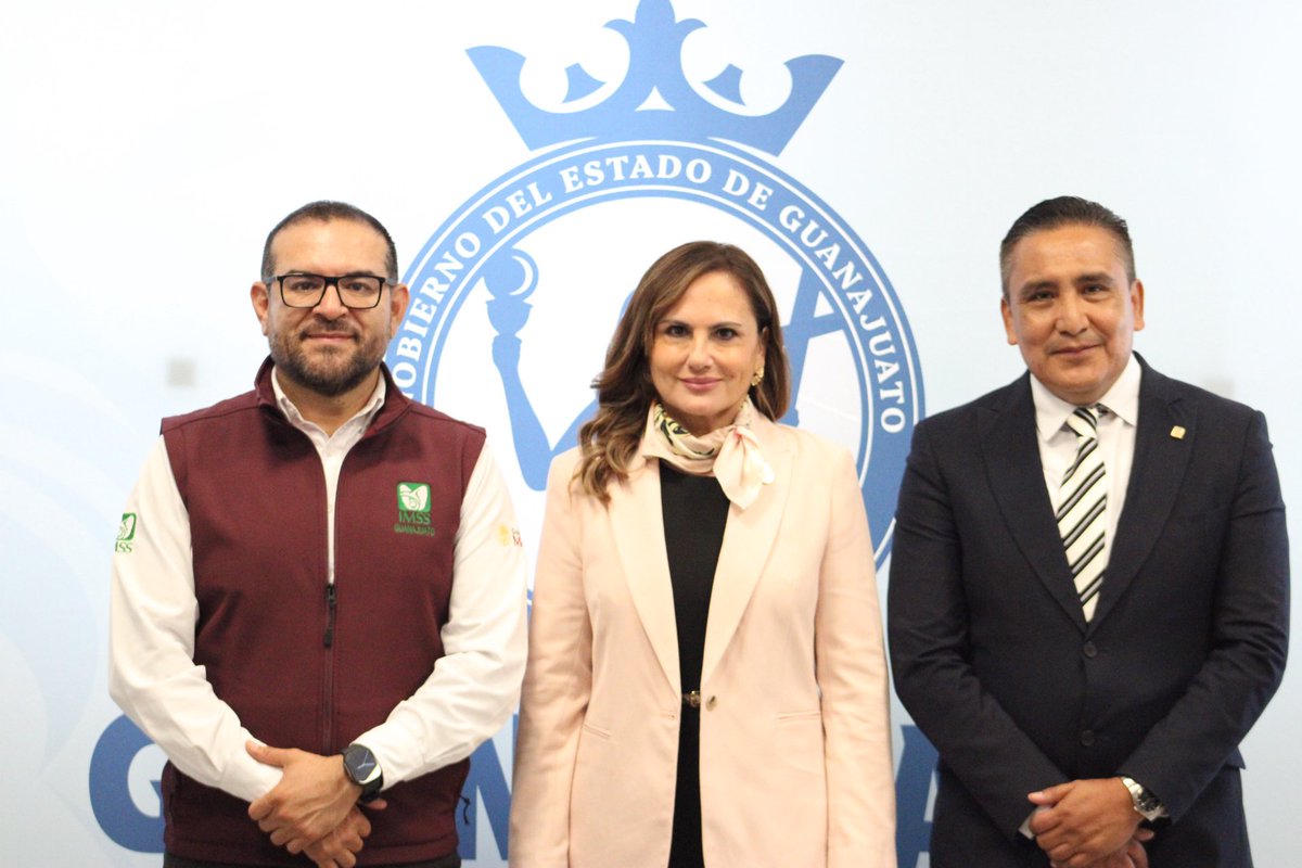 CecamedGente's tweet photo. Cuando las instituciones se coordinan y trabajan en equipo, las y los derechohabientes son quienes más se benefician. https://t.co/dTFt67K7St