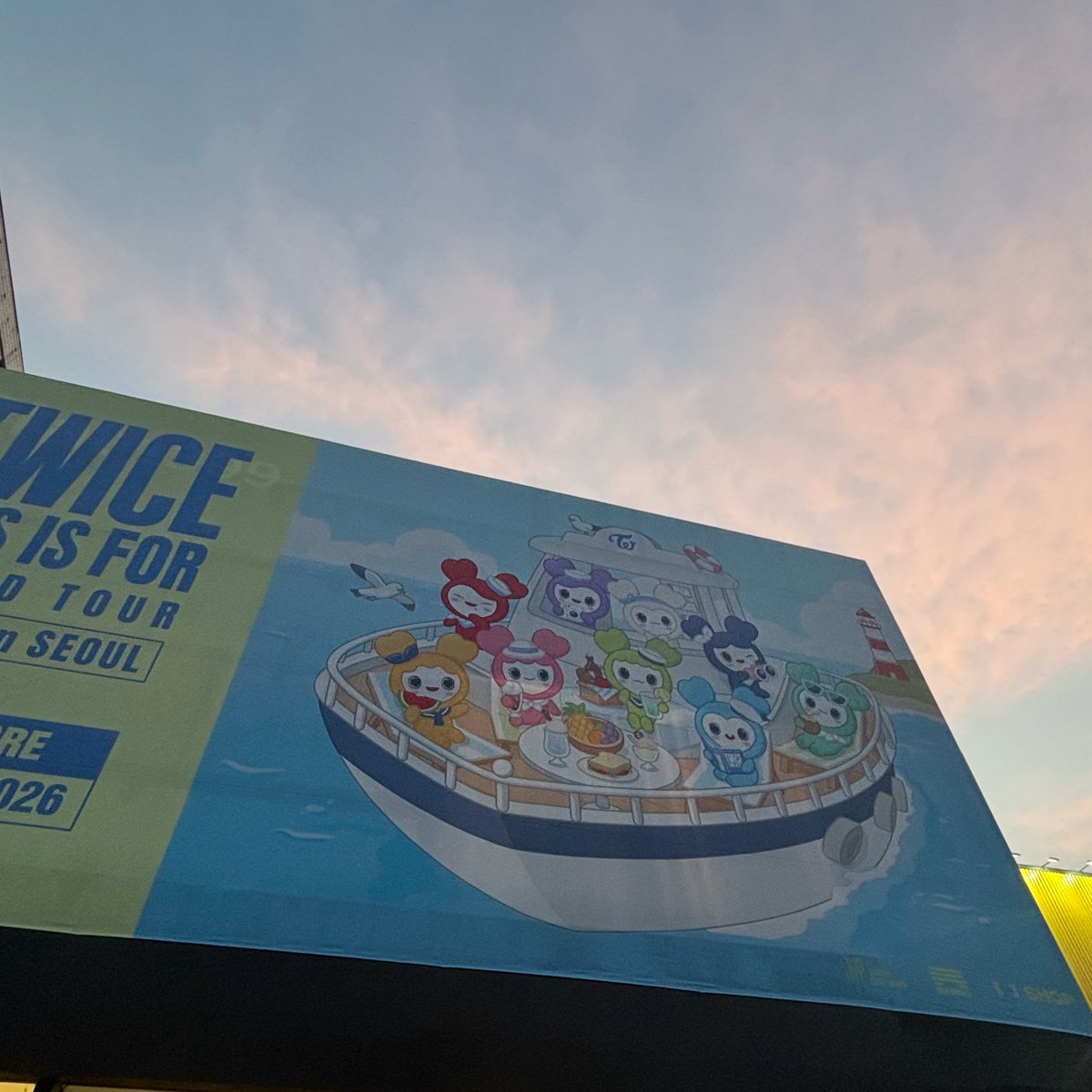 LilLil_chae's tweet photo. ⋆.˚𖦹⋆✮⋆.˚

#TWICE_THISISFOR_POPUP
#FANS_SHOP #팬즈샵 https://t.co/jQZ0IdUhFk