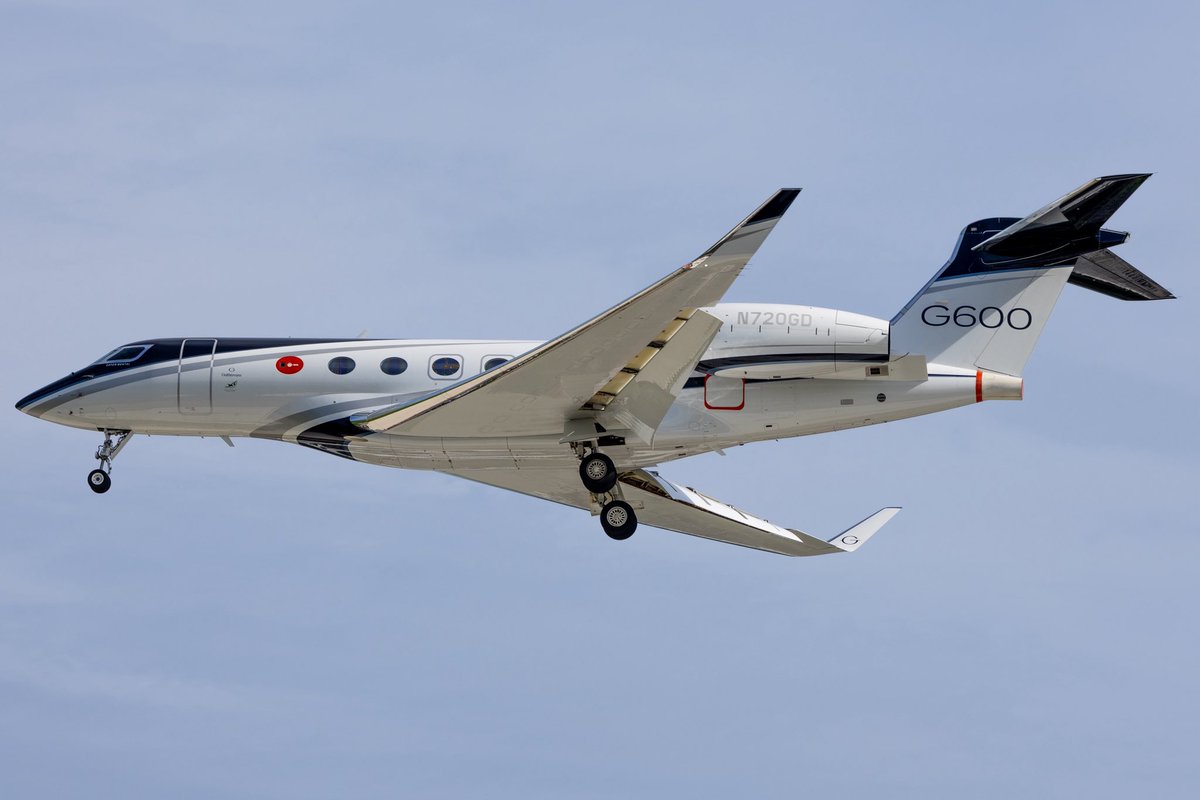 Erica06009's tweet photo. RT @avphotos05: Testbed gulfstream G600! I’ve always wanted to catch a testbed gulfstream https://t.co/M8t95SwB8U