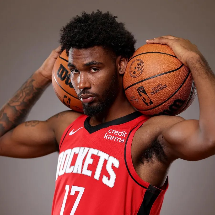 ClutchPoints's tweet photo. BREAKING: Restricted free agent Tari Eason has agreed to a 5-year, $81.5 million deal to return to the Rockets, per @ShamsCharania.
All guaranteed money 💰 https://t.co/kjTGhMRRte