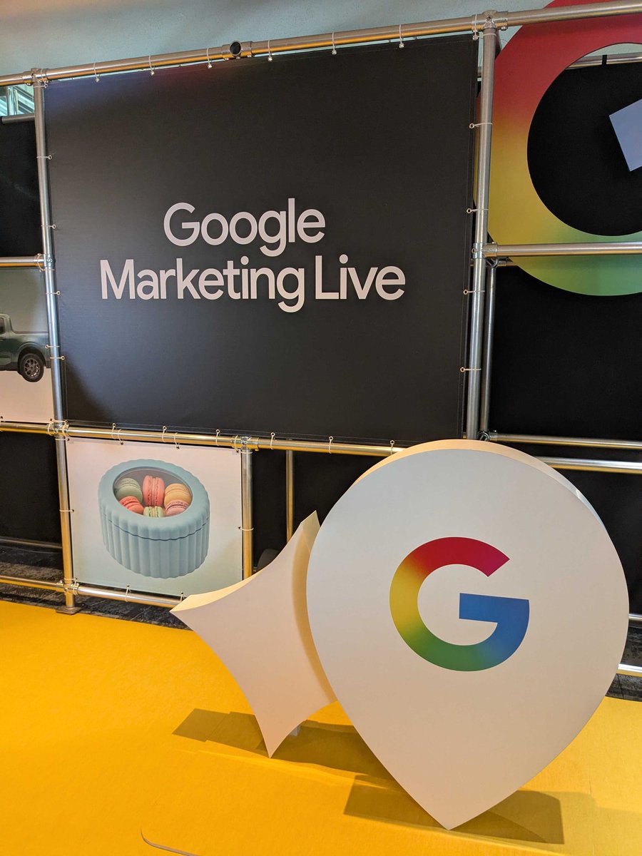 jkym0's tweet photo. 日本のGoogle Marketing Liveに招待され、行ってきました。

広告は、AIとの対話のなかに組み込まれていく。ユーザーが会話形式で質問し、AIが答え、そのまま画面を遷移せずに購入まで至る。あらゆる機能がAIに統合される世界観になる。

認知と検討などファネルがとけ、広告とコンテンツマーケティングの境目も薄くなる。

意思決定プロセスにAIが強く入り込む。これまで検索という行動にすらならなかった細かい意図が、言葉になって出てきている。その一つひとつに応えるウェブサイトのコンテンツや、商品フィードの作り込みがなければ、AIは推薦のしようがない。かっこいいクリエイティブ一撃で終わり、では、よりなくなる。コンテンツに遥かに手間暇をかけないといけない。

加えて、仕事を進めるのに必要な機能、領域も広がる。効果計測・広告運用・決済などで自社データと各プラットフォームとの連携が、重要になる。また、何がどう作用したのか、成果がよりブラックボックス化し、意思決定も難しくなっていく。見る数字や解釈に新しいアプローチが必要。これらを実現するにはチームやベンダーをまたいだ戦略的な動きが求められる。

アナグラムとしては、広告運用とクリエイティブとデータ基盤の各領域で専門性を高め、三位一体で支援していく。現場を楽にすることと、AIによる未来の顧客接点の変化に対応すること、その両面でクライアントに貢献していきたい。やるべき仕事がたくさんあって、ありがたい限りです！
