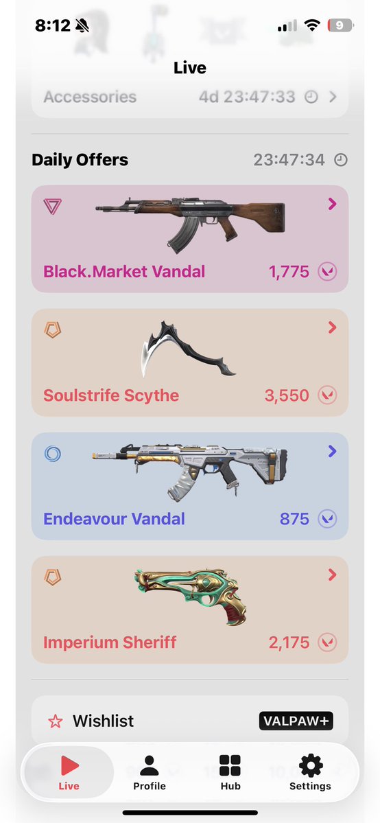 ToastyYuki's tweet photo. I finally get it in my shop but on the wrong acc come on man :c https://t.co/HZNLE569YT