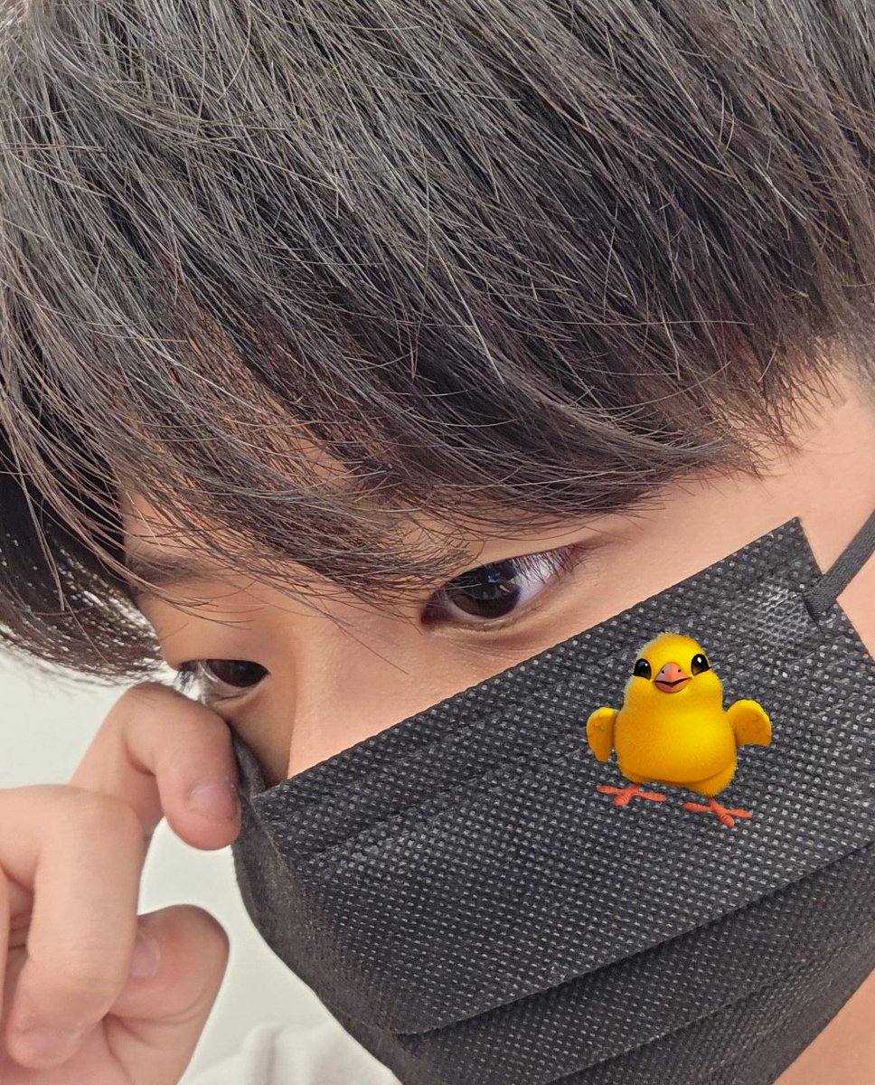 senioritis_918's tweet photo. 어제 할미 생신이셔서 고속도로 타고 케이크 사러 다녀옴!
그러고 오늘 지금 대학교 가는 중........ 우리도 종강 만들어줘요... https://t.co/I4ehXePyNs