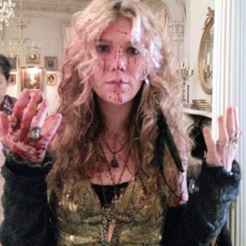 horrorsthetics's tweet photo. american horror story: coven / american horror story: freakshow https://t.co/9M35AZwDr3