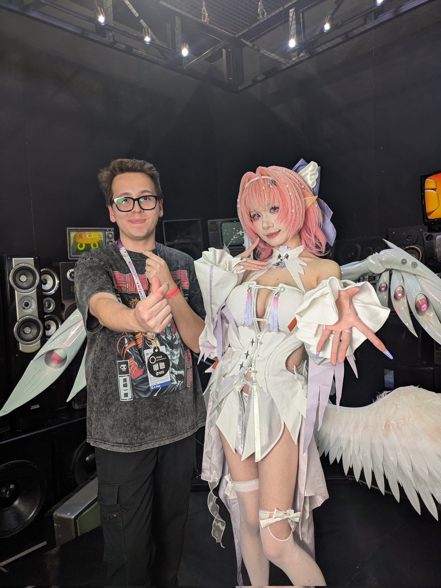 Ivan41673127's tweet photo. #zenlesszonezeroax #zzzero Glad for Zenless Zone Zero Booth this AX!! https://t.co/i40DiuCGyy