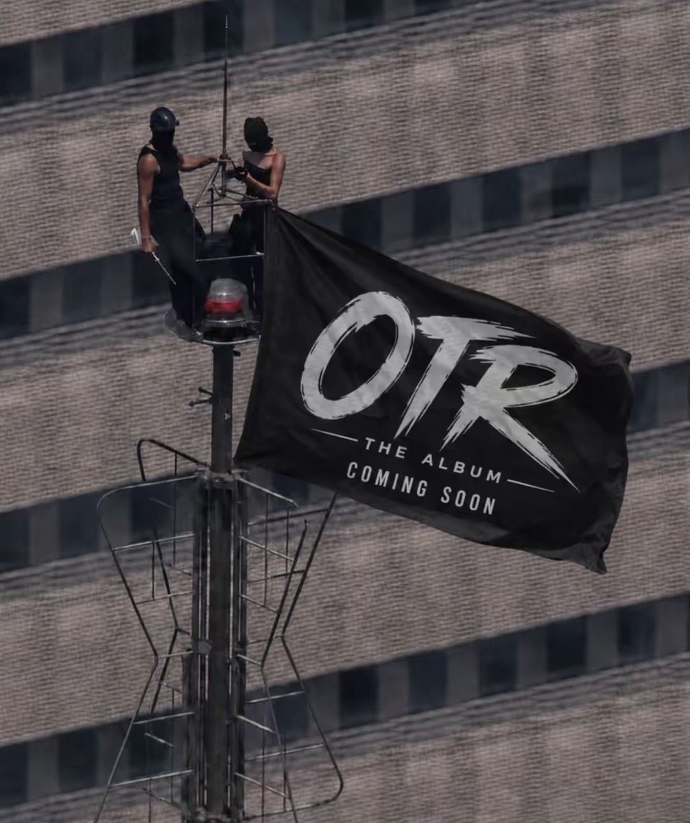 Boyllona_'s tweet photo. I’m safe guys. #OTR https://t.co/2dr8rh0el1