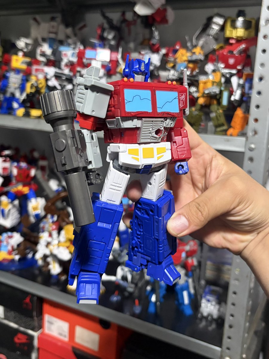 insomnioarchive's tweet photo. Studio Series 86 MTMTE Collection
Optimus Prime + New Bee Factory NB-01 NB01 The
Killing Arm
#transformers #transformerscollection https://t.co/jE0zxVbDqp