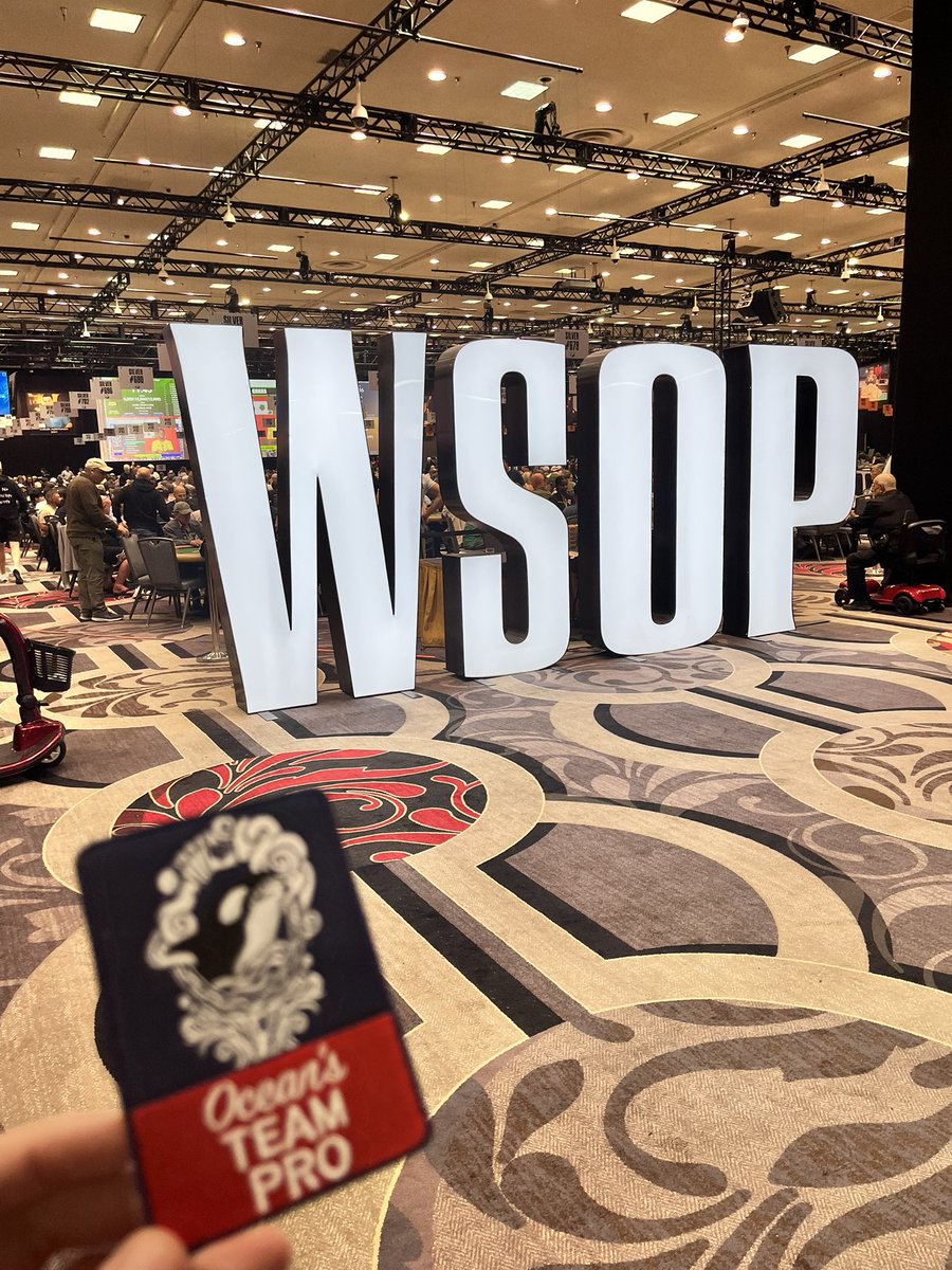 iya_ranseranse_'s tweet photo. WSOP参加してきます！
@Oceans_neon https://t.co/YR1npNBxyL