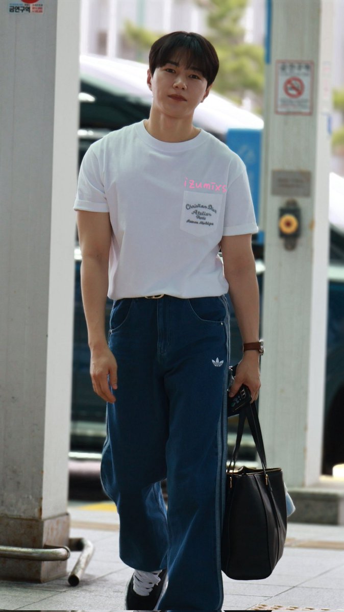 pokemon_mstr313's tweet photo. 20260703 ICN
#김명수 https://t.co/YrQrND02N9