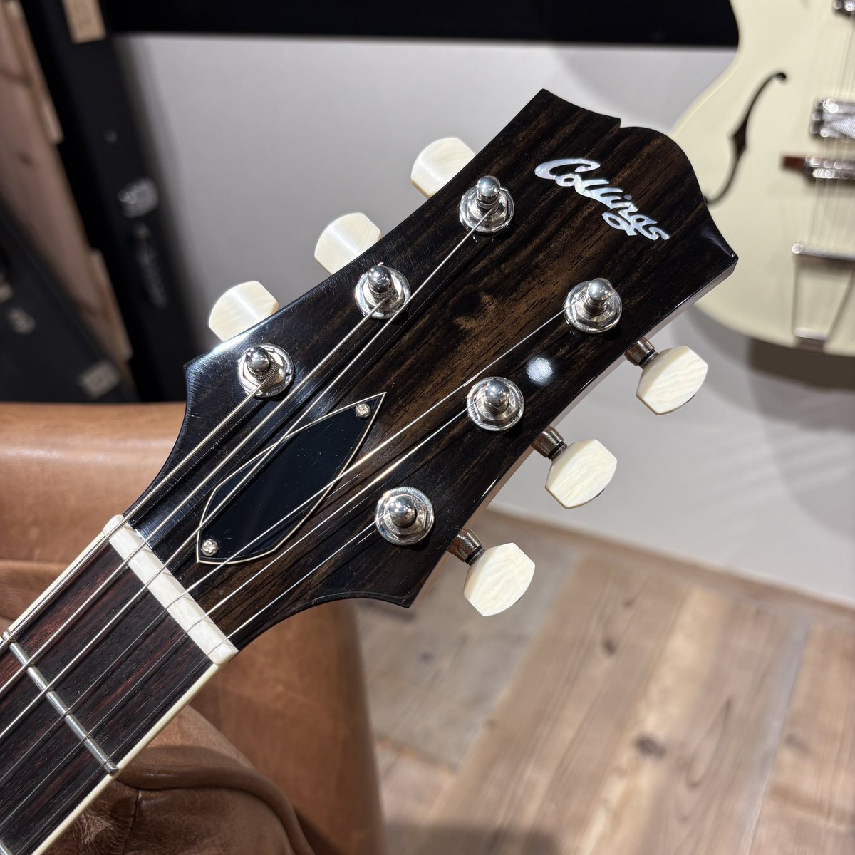 COCOGUITARSHOP's tweet photo. Collings I-30LC Custom w / Lollar Imperial Humbucker Blonde
フルホロウ・シンボディスタイルにコリングス流のアプローチを加えた高い完成度を誇る1本。

お問い合わせお待ちしております✨ https://t.co/hI9GzRurZ0
