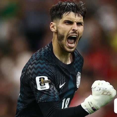 ALeagueHQ's tweet photo. 🚨 Patrick Beach is rumoured to be under consideration to become Hannover 96’s new goalkeeper. 🇩🇪⚡️

[@neuepresse] https://t.co/1FsNCcosgJ