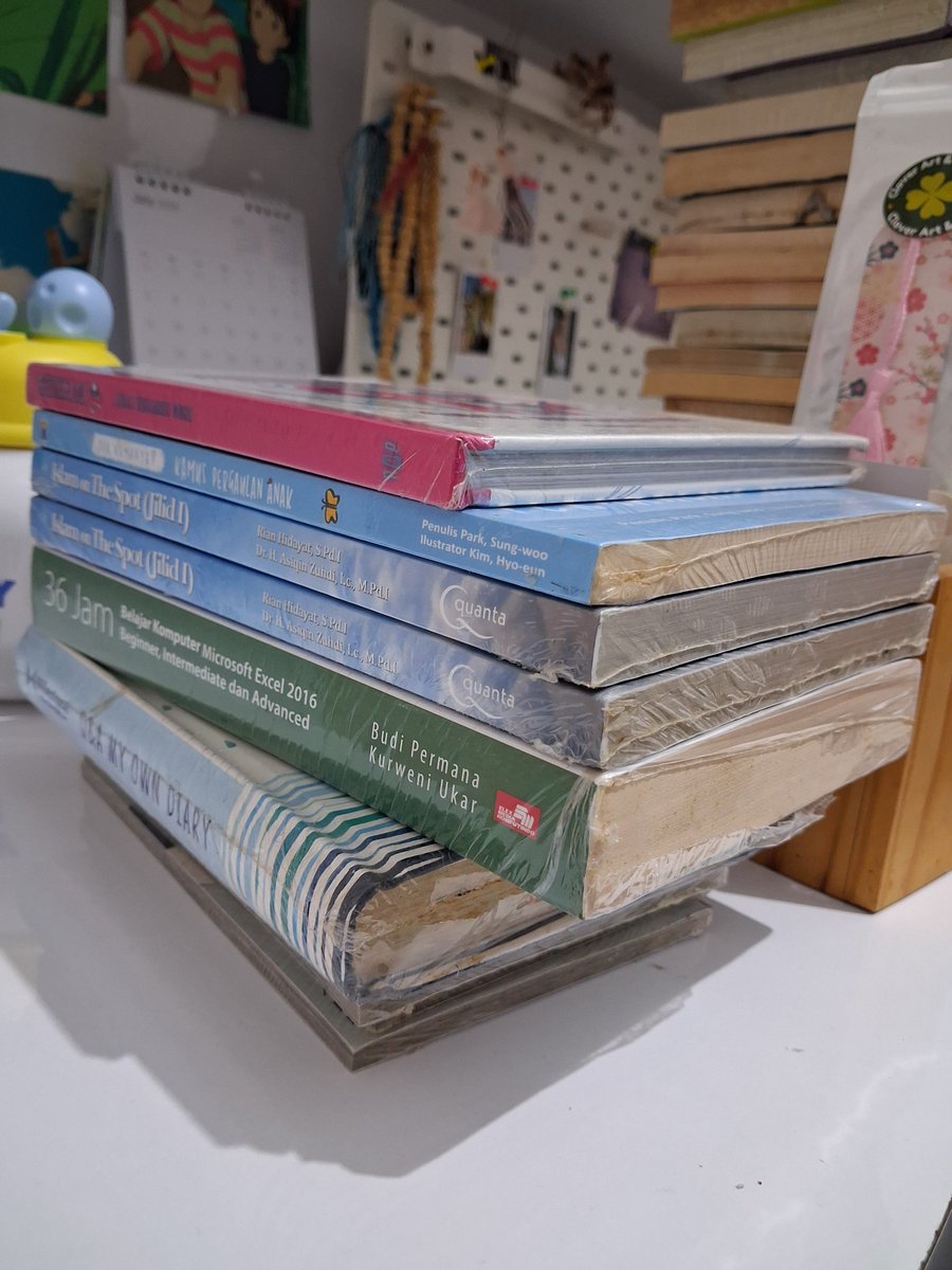wthtday's tweet photo. Want to sell buku sealed + preloved
• CO 30K + admin, sisa transfer
• Mohon cek ongkir dulu sebelum DM
• Kondisi buku seperti di gambar. Jika kurang jelas, bisa DM #wts #book #wtb https://t.co/sqmvZZkGCG