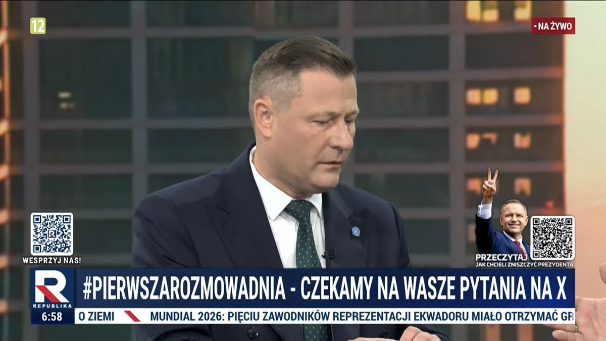 nowePSL's tweet photo. @KrzysztofPaszyk @RepublikaTV 💬 Zełenski popełnił fatalny błąd. Wszyscy się z tym zgadzamy. Wymaga to potępienia, ale musimy teraz wybrać, czy poprzez przeszłość będziemy rujnować relacje polsko-ukraińskie, czy będziemy je utrzymywać na strategicznym, partnerskim poziomie. 

🍀@KrzysztofPaszyk
📺@RepublikaTV https://t.co/UrWM6dc2fW