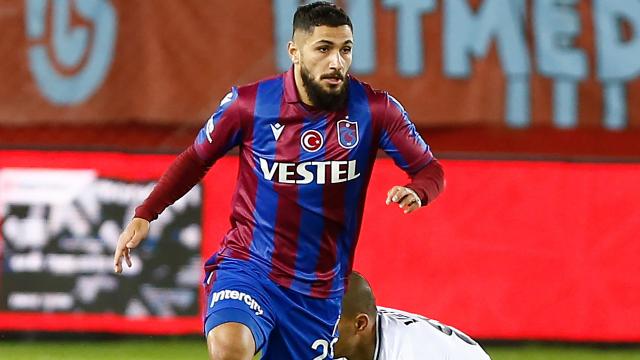 mymadem's tweet photo. @AtVarBinersen @ALPERv5ak @Trabzonspor O hamsileme atlayışı çok beğenildiği için ertesi sezon emeğinin karşılığını alan Kamil Ahmet Çörekçi tabiki. Birde utanmadan temizlikten bahsediyor utanmaz kaşmerler... https://t.co/88Wi928Hw4