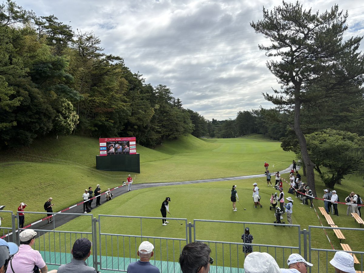 __starjunya__'s tweet photo. 女子プロゴルフ観戦 https://t.co/75nnnol5Q0