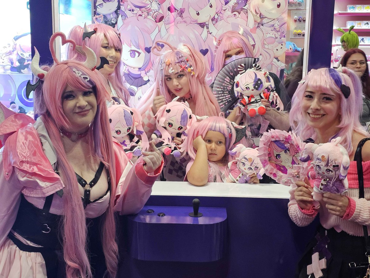 ThatArtKitten's tweet photo. Thank you to everyone who watched the @ironmouse cosplay contest!! Mousey you never cease to inspire~ All the other cosplayers I met were amazing and so sweet. Truly a day to remember 💕

#ironmouse #ironmousecosplay #ironmousearcade #ax2026 #cosplay #animeexpo https://t.co/j5rDTiF4hG