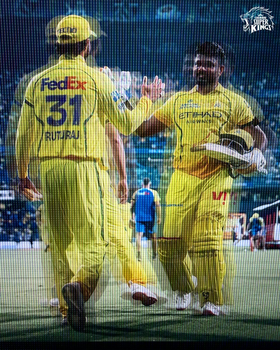 ChennaiIPL's tweet photo. 📺📸

#WhistlePodu #Yellove https://t.co/Xup0BuAAOJ