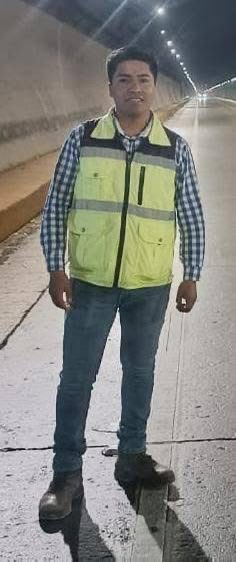 MxDisruptivo's tweet photo. Familia exige todo el peso de la ley para responsables de desaparición de Pablo

*Servicios funerarios comenzarán el sábado 04 de julio en el “Vergelito”, Tlaxiaco

https://t.co/ptWBircnDI https://t.co/lgPcZNdbkg