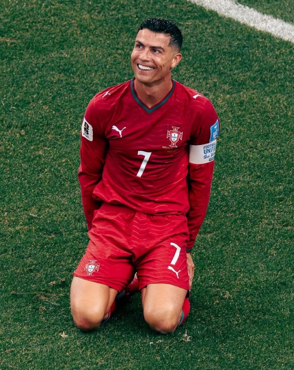 gyaigyimii's tweet photo. I love you so much @Cristiano https://t.co/375VVLXoMN