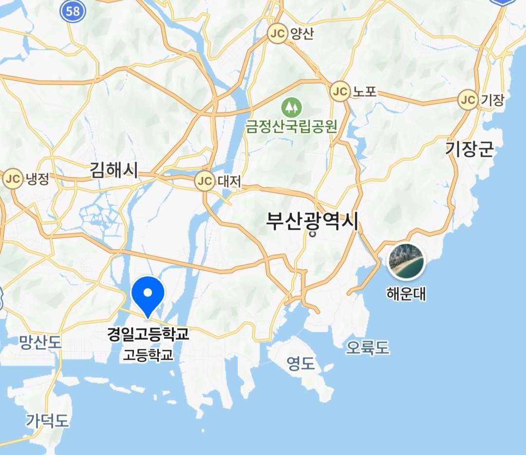ahn_sa_yo's tweet photo. 여자 화장실에 핸드폰+보조배터리 설치해놓은 남학생이 다니는 
부산 광역시 강서구 명지동에 있는 경일고등학교

안타깝게도 학부모들은 남학생의 범죄와 비행에 관심이 없고 여학생들이 피해자가 된 일에는 더더욱 관심이 없나보다. https://t.co/vd23kmJXGy