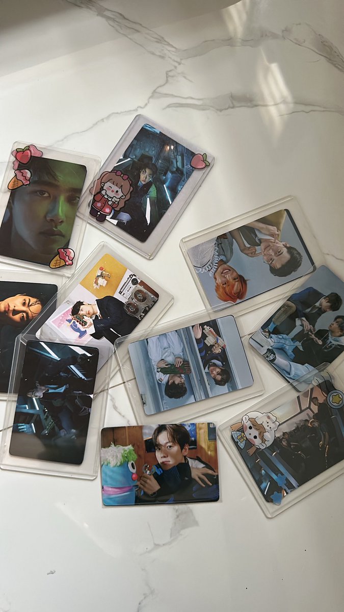 dluvsmacchiato's tweet photo. still packing for D1 freebies ><

LOC: around MOA arena, palakad lakad baka mahuli ng secu e 😭✋ 

p.s will post a pic where am I tom ✨🤍 https://t.co/AJn1ir0gBU